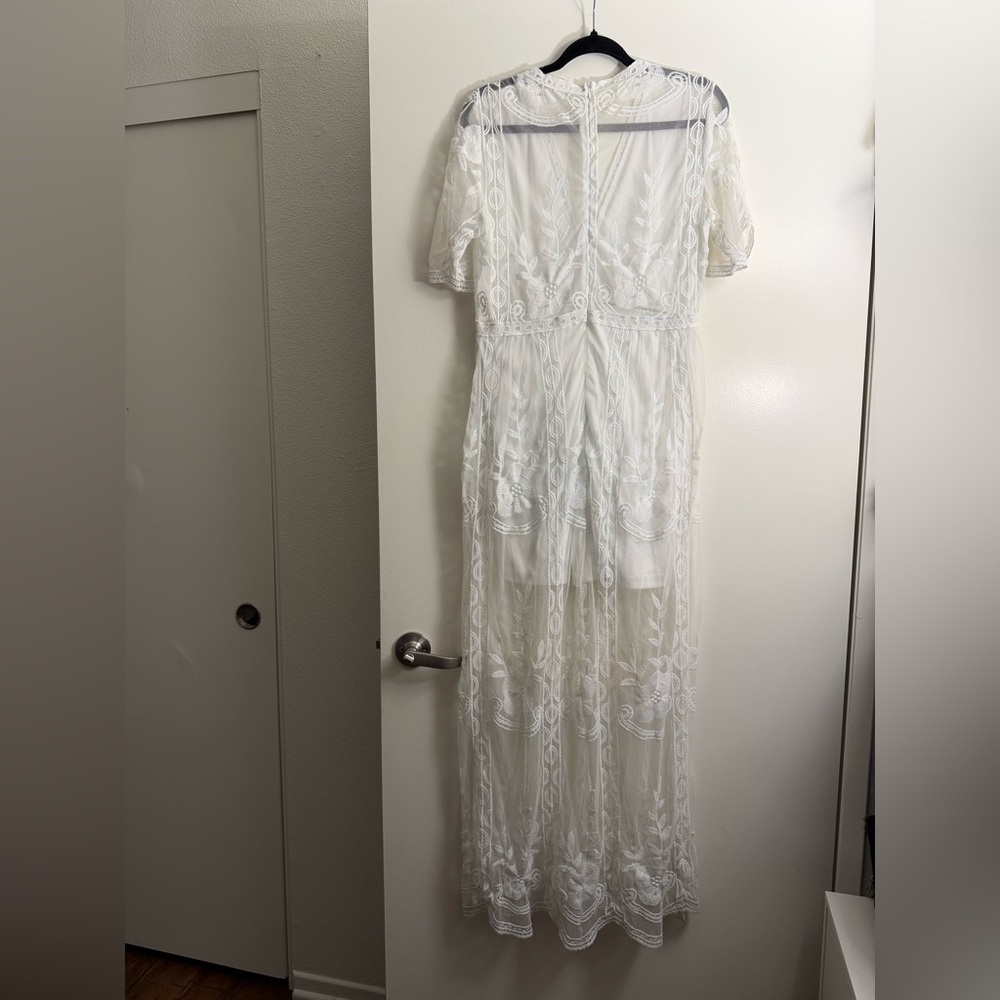 Eleter Chic White Lace Maxi Dress - Picture 3 of 4